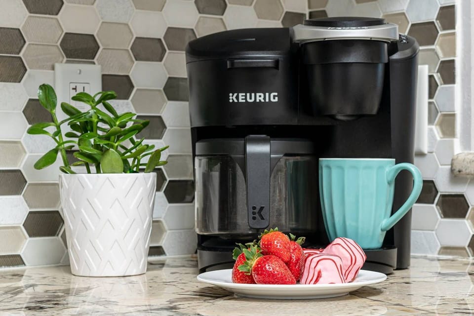 Keurig Coffee Combo ~ Brew to Your Pleasure