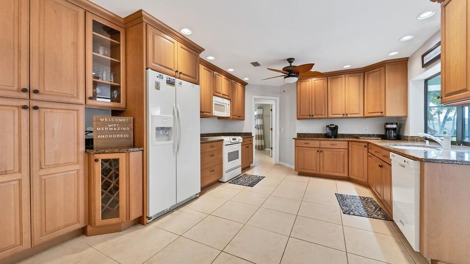 Whip up wonders: Our kitchen, where recipes come to life!