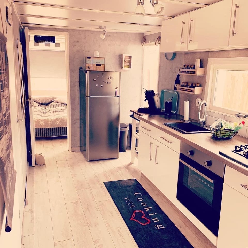 Kitchen area