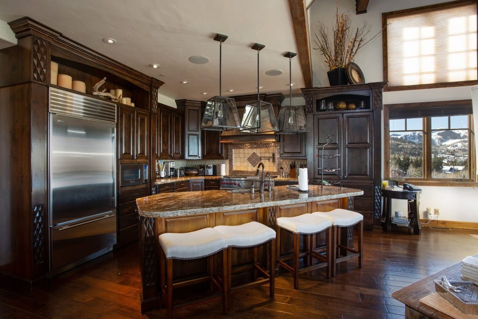 Room, Indoors, Flooring, Hardwood, Furniture