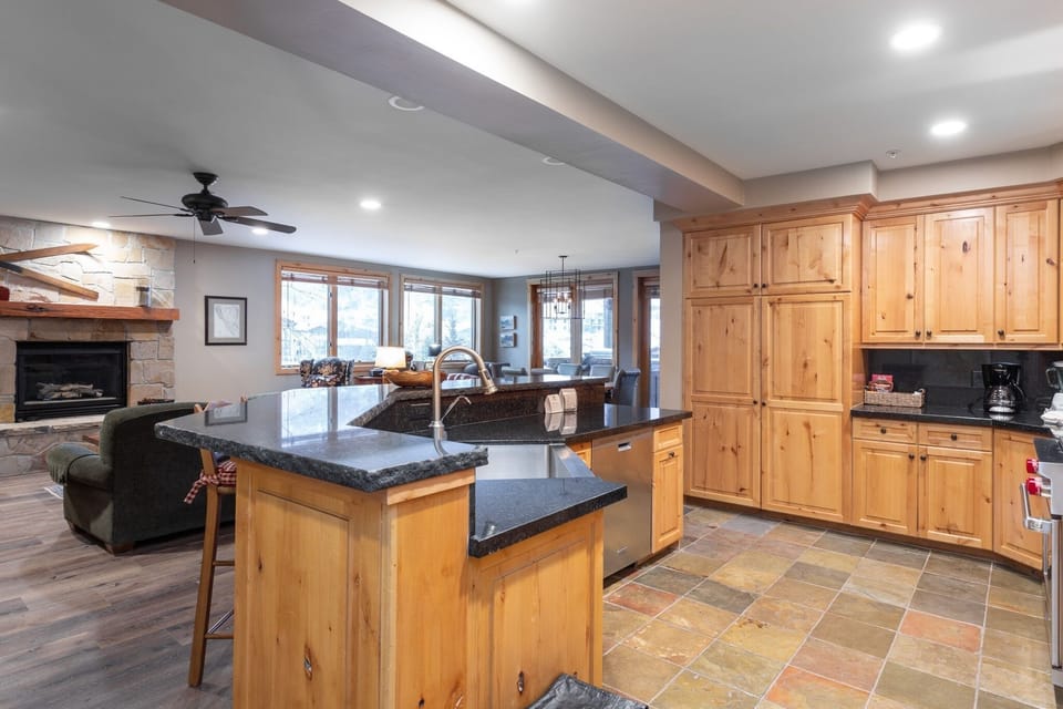 Room, Indoors, Flooring, Kitchen, Hardwood