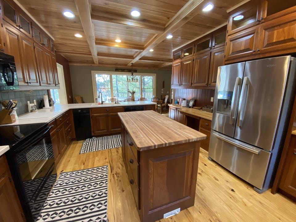 Fully Stocked Kitchen