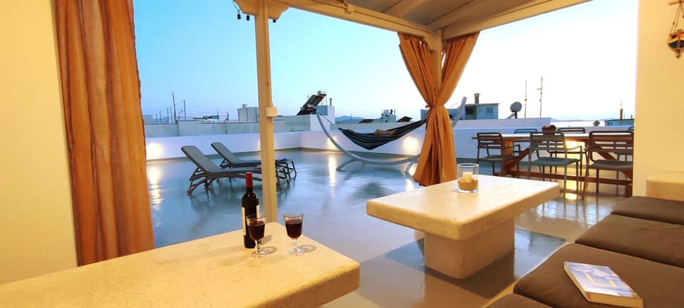 Our large roof terrace offers plenty of spaces for dining and relaxing. 