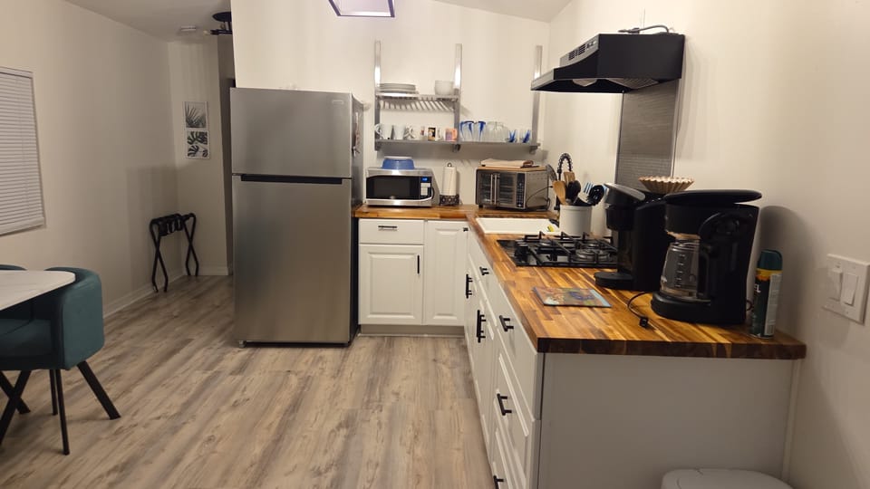 Fully stocked kitchen with air fryer