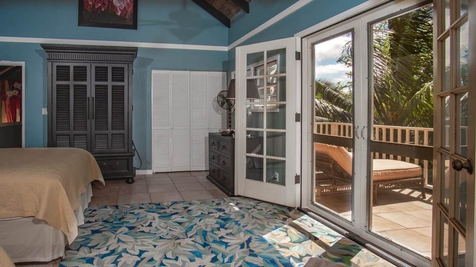 lanai off the upstairs master suite