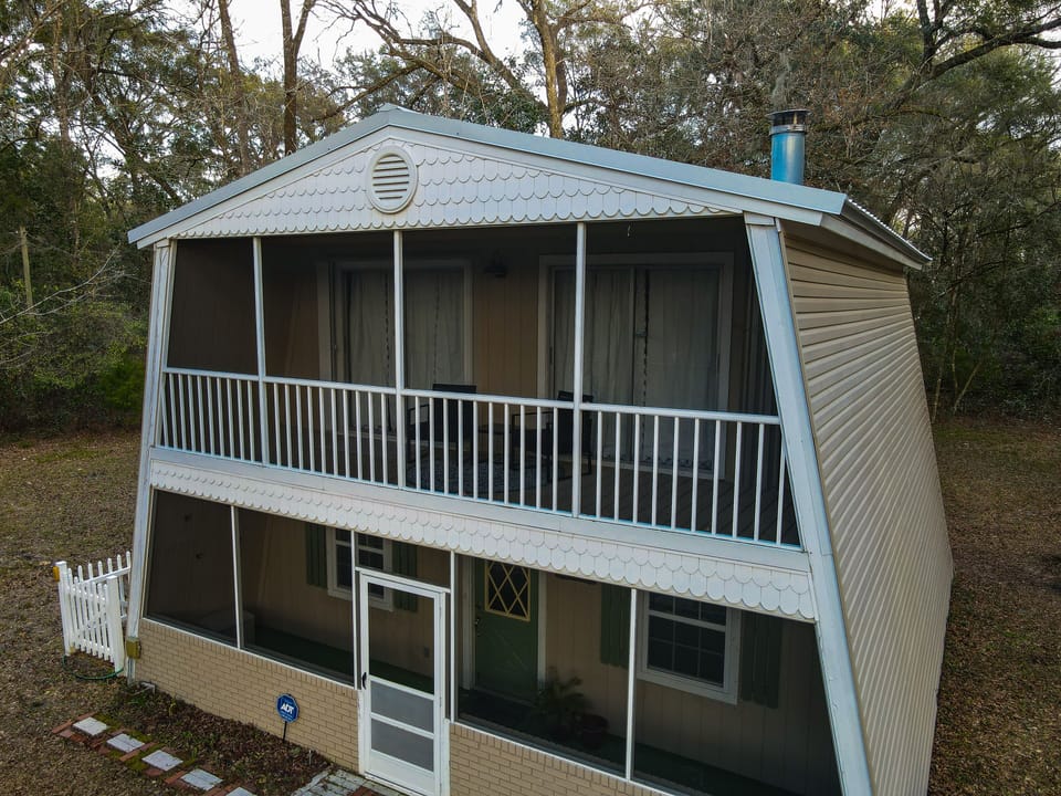 2 story cottage secluded in the woods near the Santa Fe River
