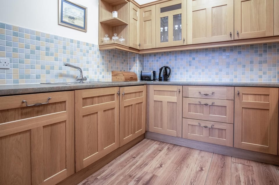 Arcadia - 1 Bedroom Apartment - Tenby (7984)