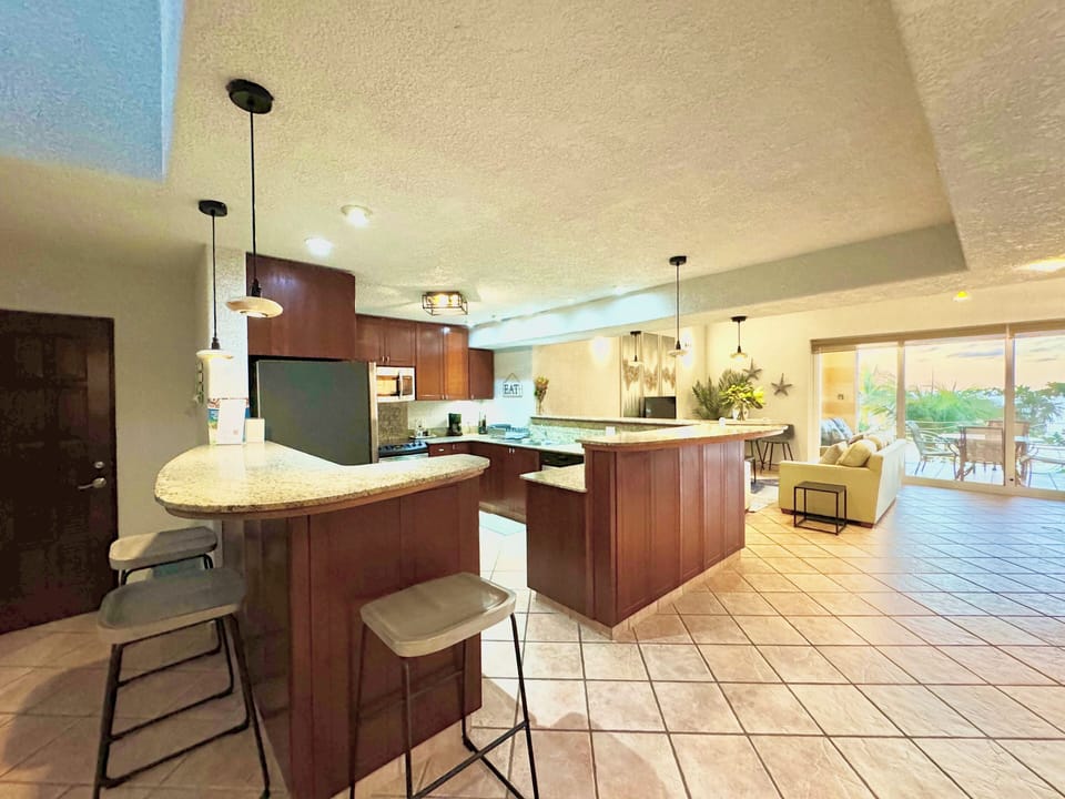Kitchen (2)