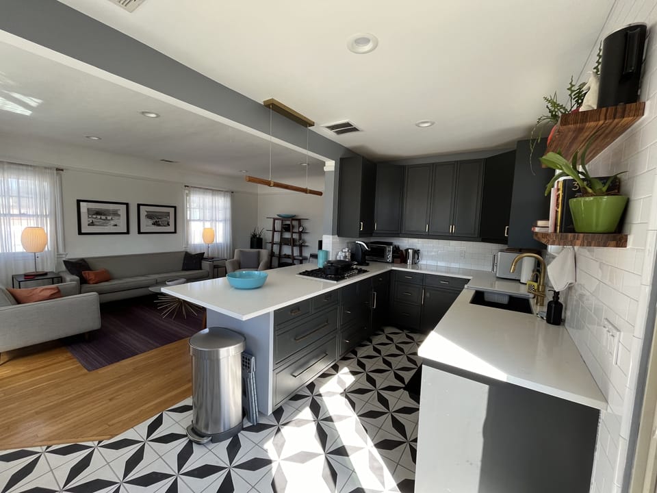 Microwave, Toaster oven, Keurig and Drip coffee makers, Tea kettle provided