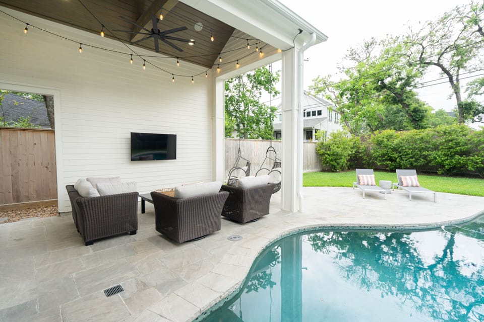 Comfy seating, 55 in Roku Smart TV, swivel mount, in-ceiling speakers for music