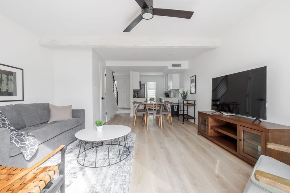 Living room | Side
