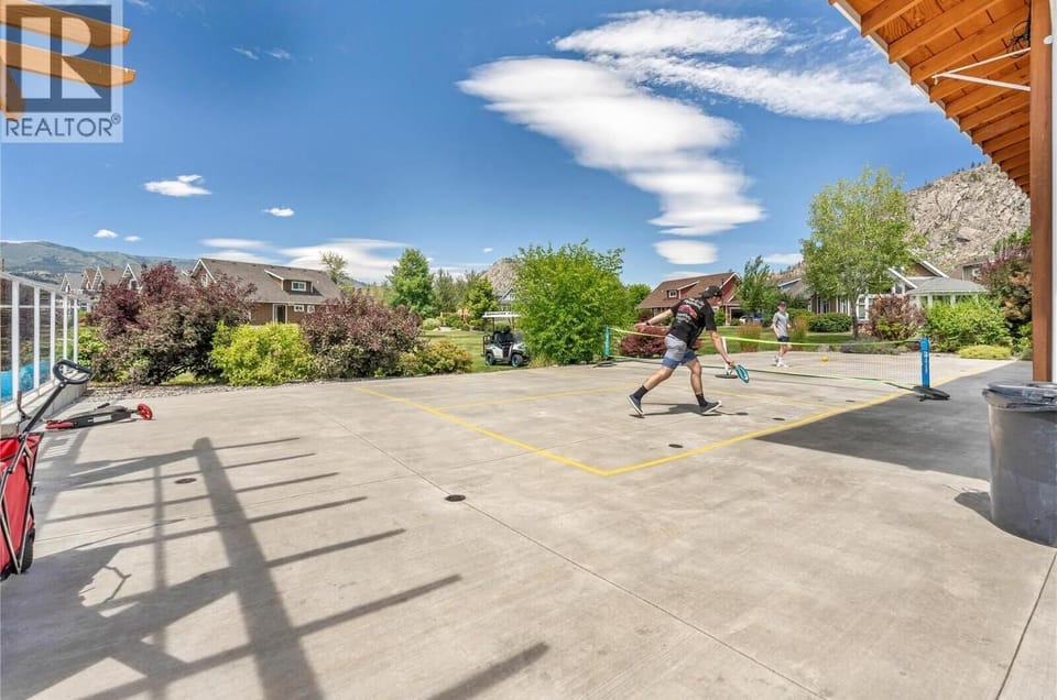 pickleball
