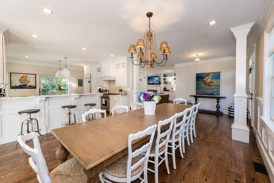 Open Dining Area Connects Kitchen & Living Room For Easy Entertaining