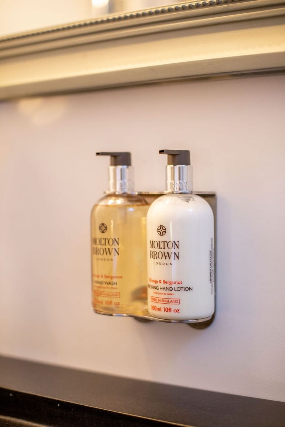 Bathroom amenities