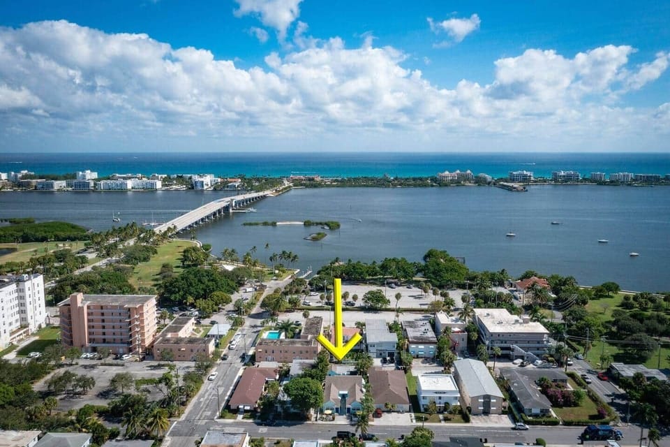 Right over the bridge is Lake Worth Beach and Benny's on the Beach a great restaurant right on the pier!