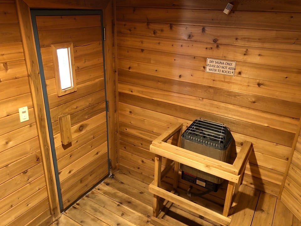 Dry Sauna