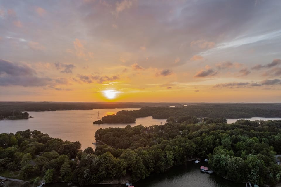 Catching the amazing sunsets at Casa Sul Lago.