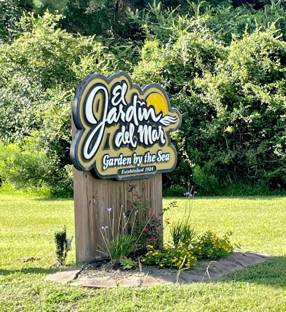 Located in the quirky neighborhood of EL Jardin del Mar