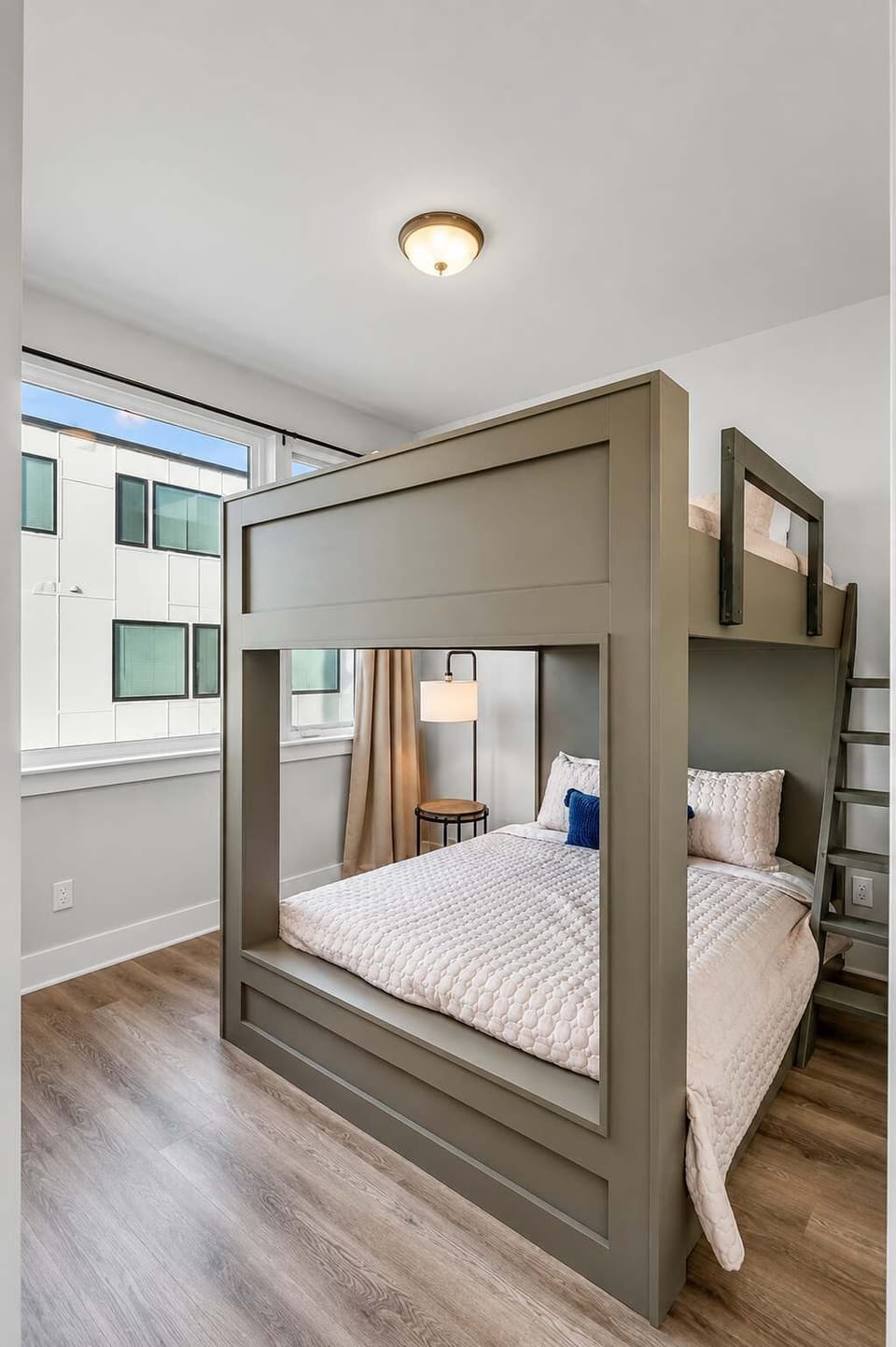 Bedroom 2 - Queen over Queen bunk