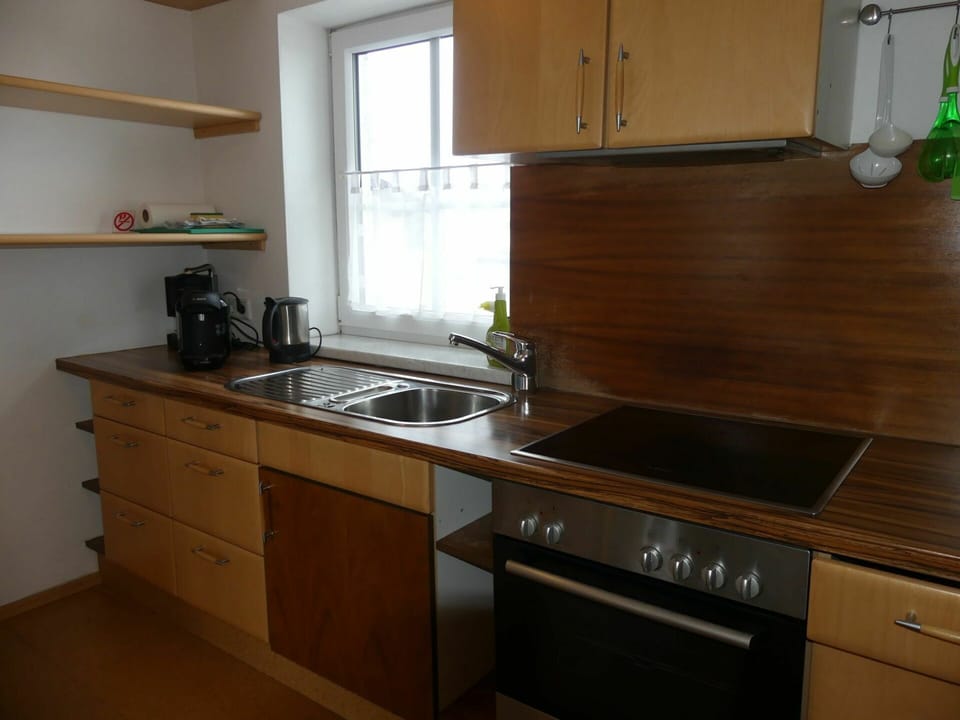 Kitchen Sink, Cabinetry, Property, Countertop, Sink, Window, Kitchen, Kitchen Appliance, Kitchen Stove, Wood