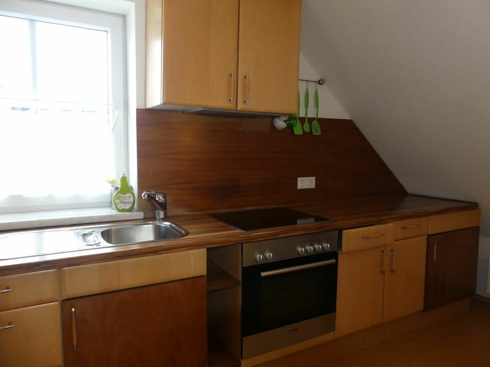 Countertop, Cabinetry, Kitchen Sink, Building, Property, Tap, Furniture, Window, Sink, Kitchen