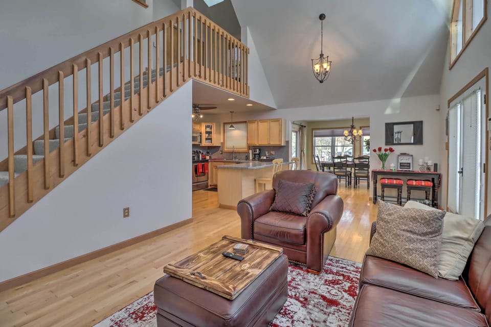 Living Room | Board Games | 2-Sided Gas Fireplace