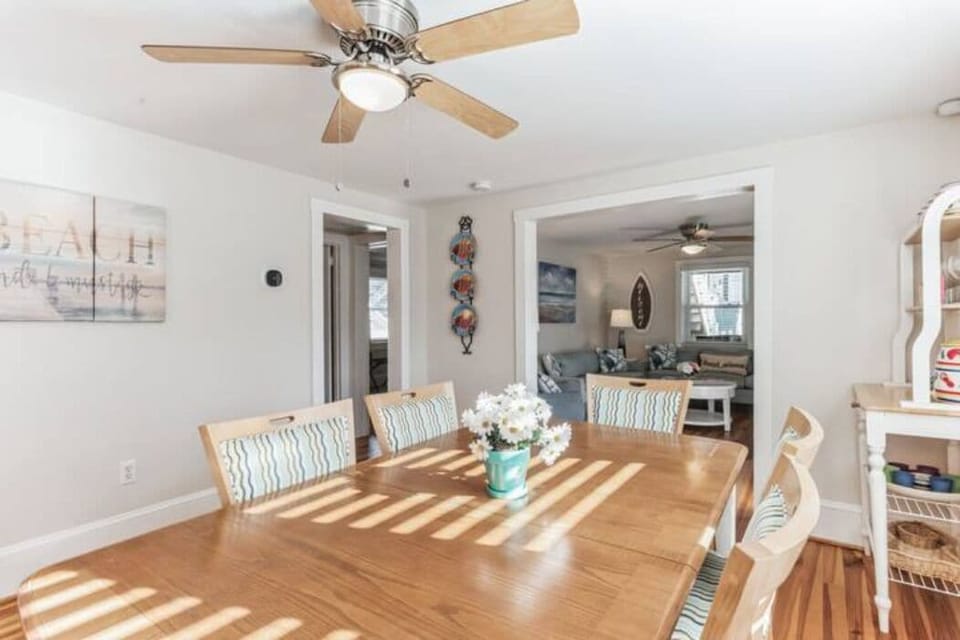 Plenty of seating for everyone.  At the table and the counter.
