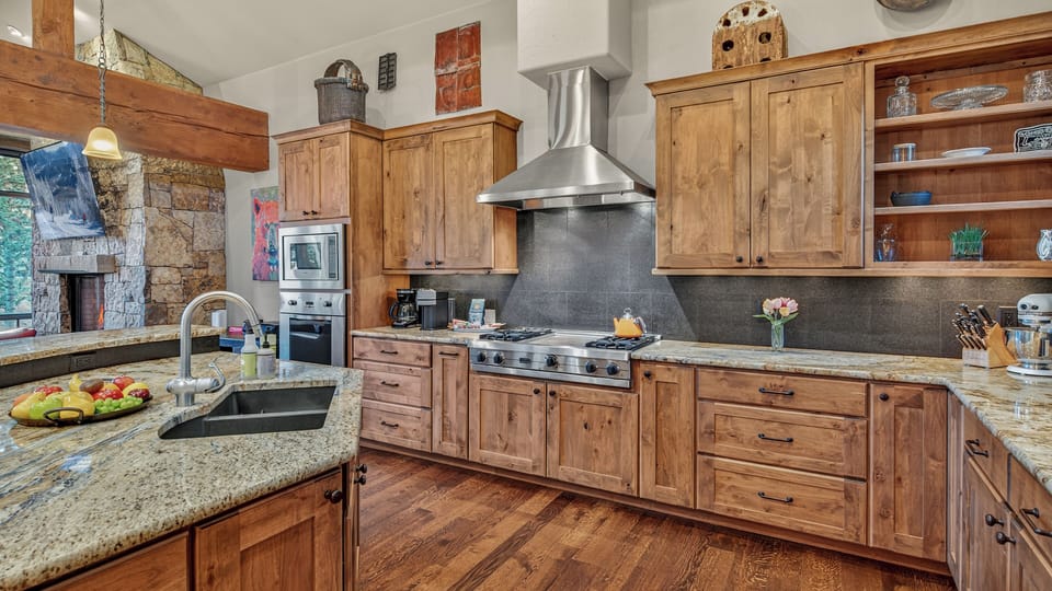 Kitchen, Main level