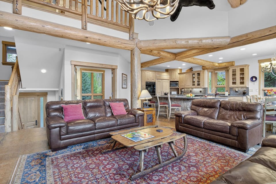 Great Room and Kitchen, Main Level