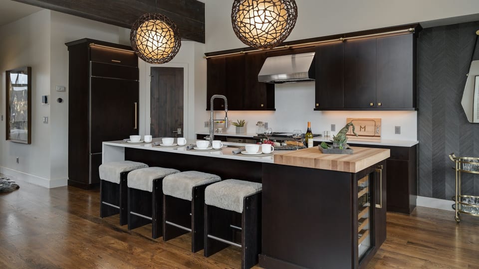 Kitchen with bar seating