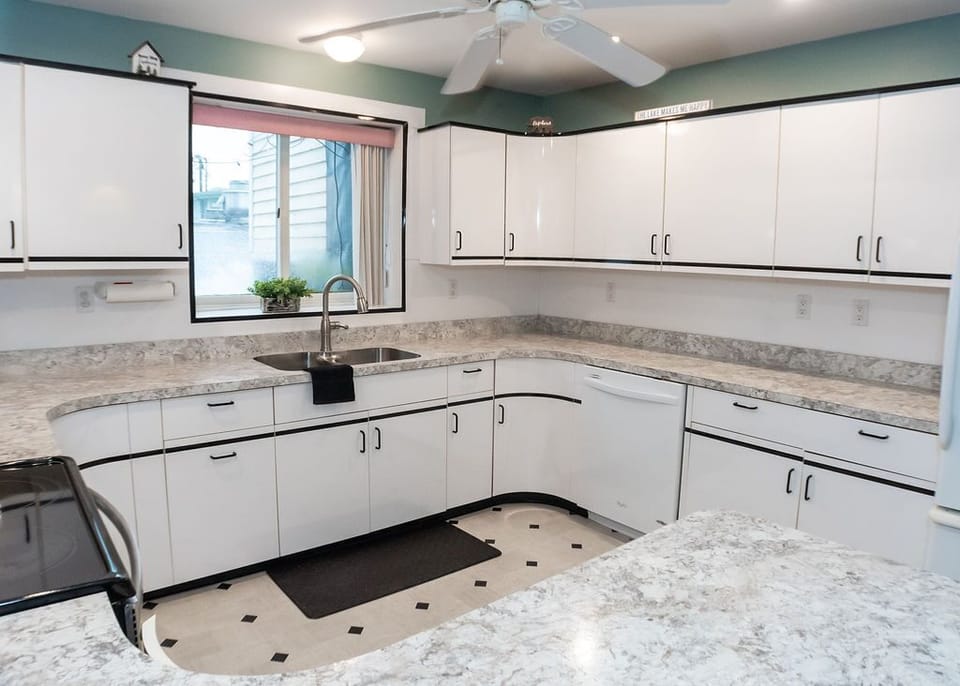 Fully stocked kitchen with all the essentials.