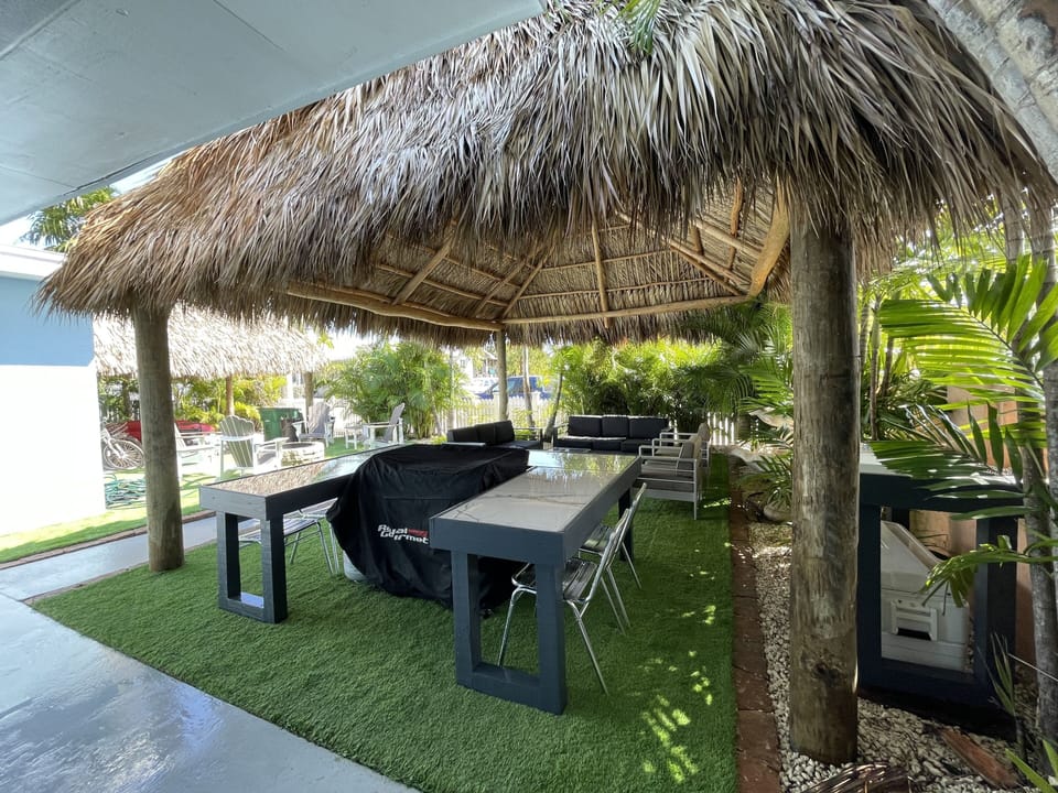 Hibachi Grill with seating area- Front Yard 