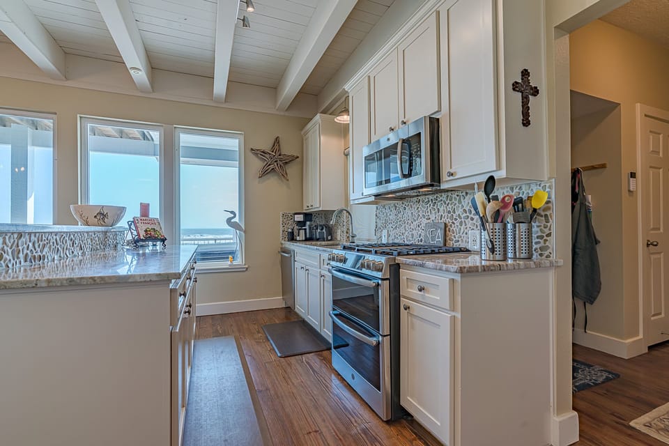 Modern updated kitchen