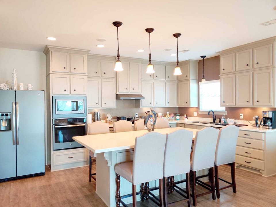 Fully stocked gourmet kitchen