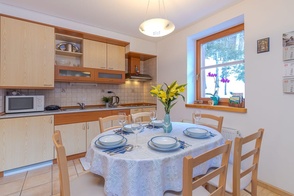 Kitchen and dining area