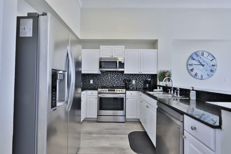 Fully stocked kitchen.