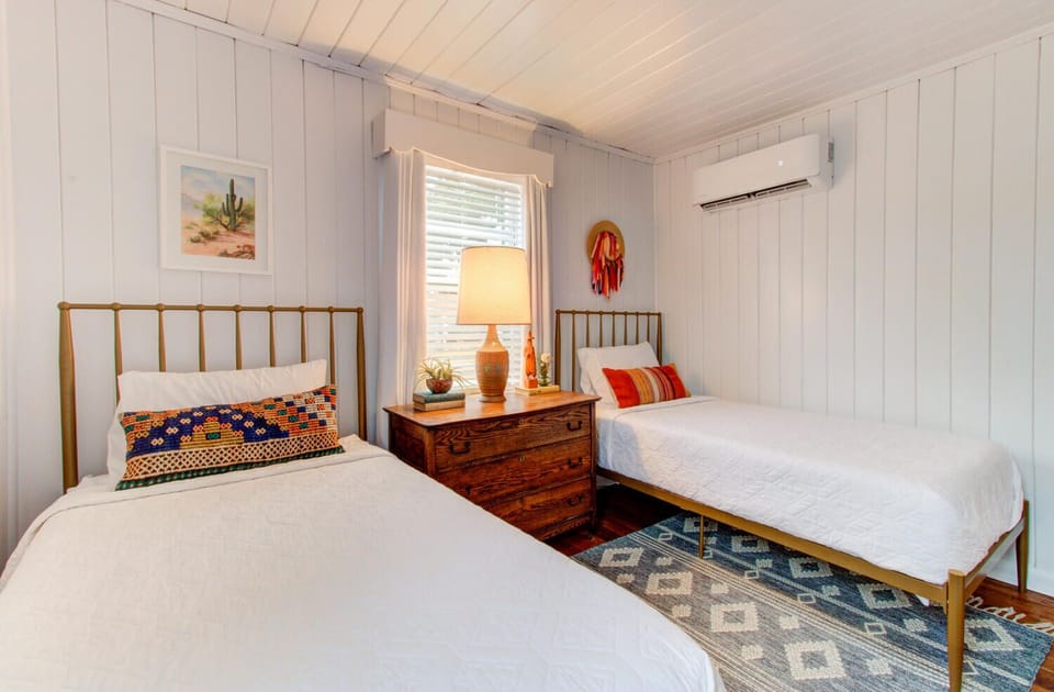 The Dow House-Bedroom