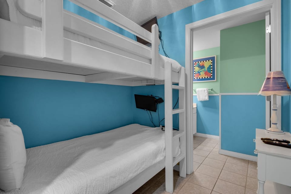 Bunkroom Nook