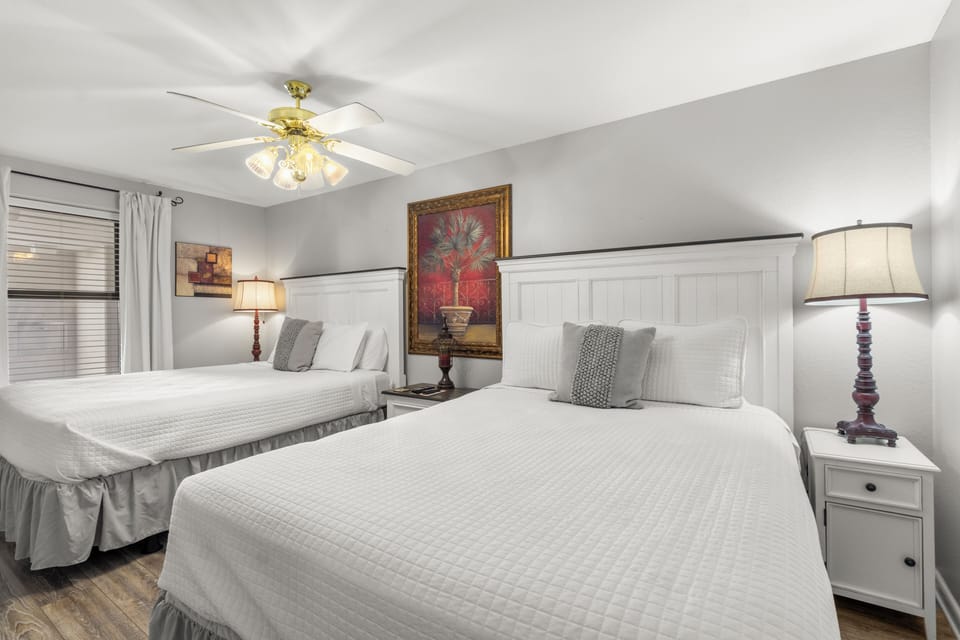 6th Floor Unit, Phoenix East II 2063, 3 Bedroom, 2 Bathroom. Sleeps 10 Managed by Island Rentals