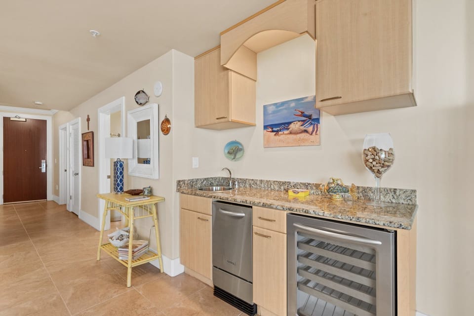 Caribe Resort C1114 Wet Bar