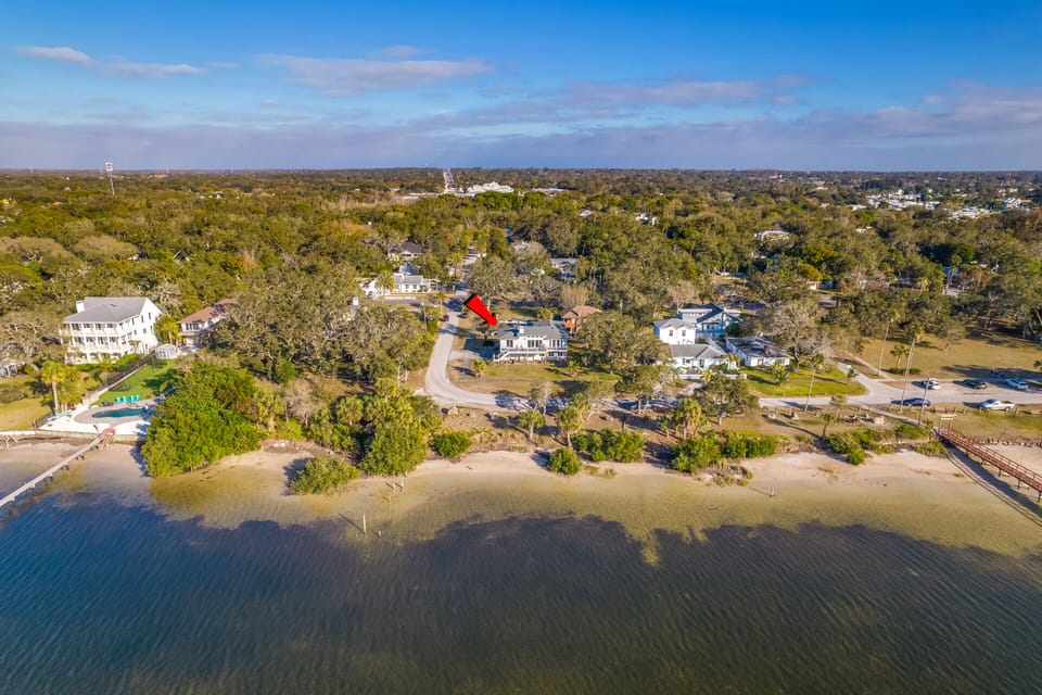 Launch kayaks from the backyard and explore the waters of St. Joesph Sound.