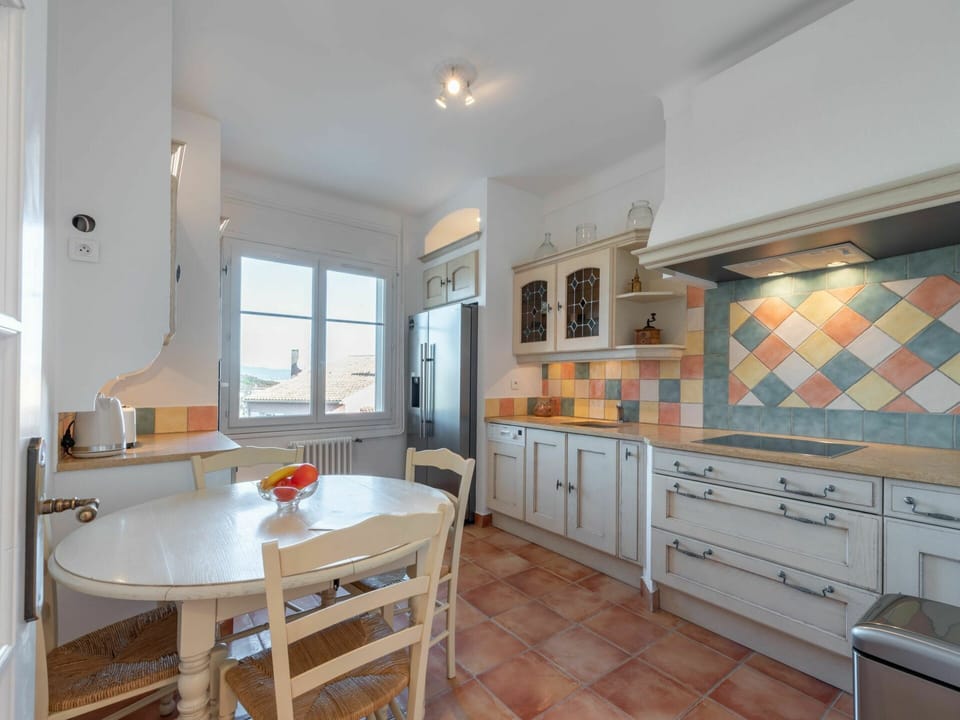 Cabinetry, Countertop, Property, Furniture, Window, Sink, Azure, Wood, Kitchen, Interior Design