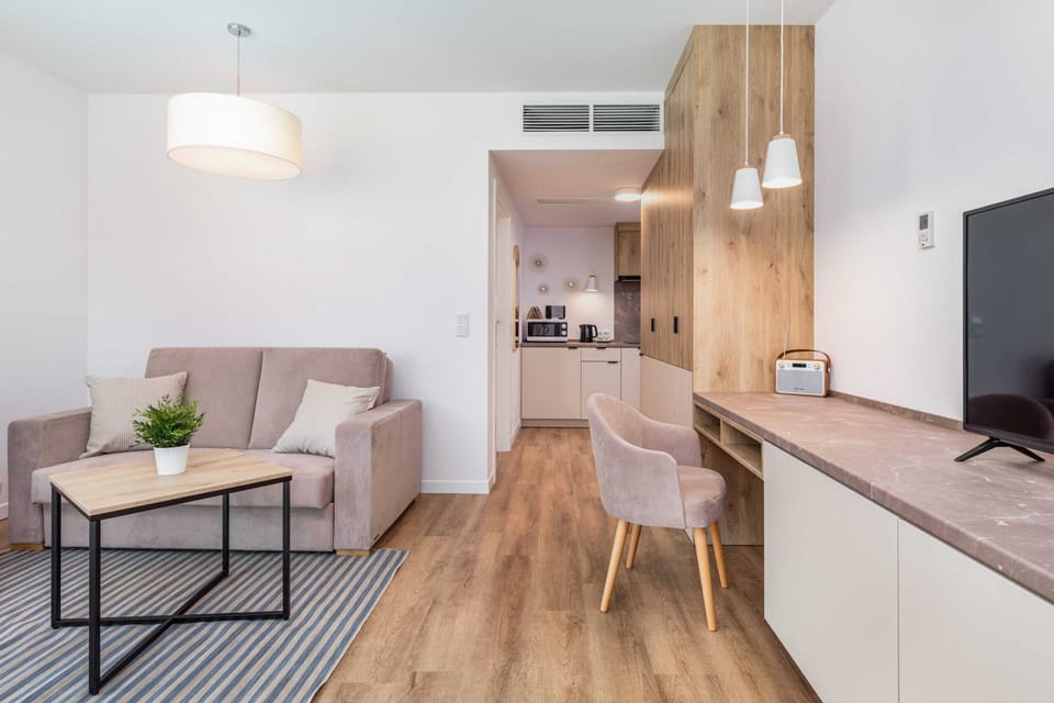 Living area with TV which provides evening entertainment.