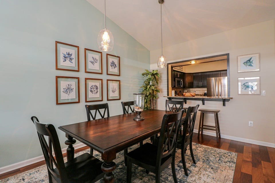St. Augustine Beach Rentals Dining Room