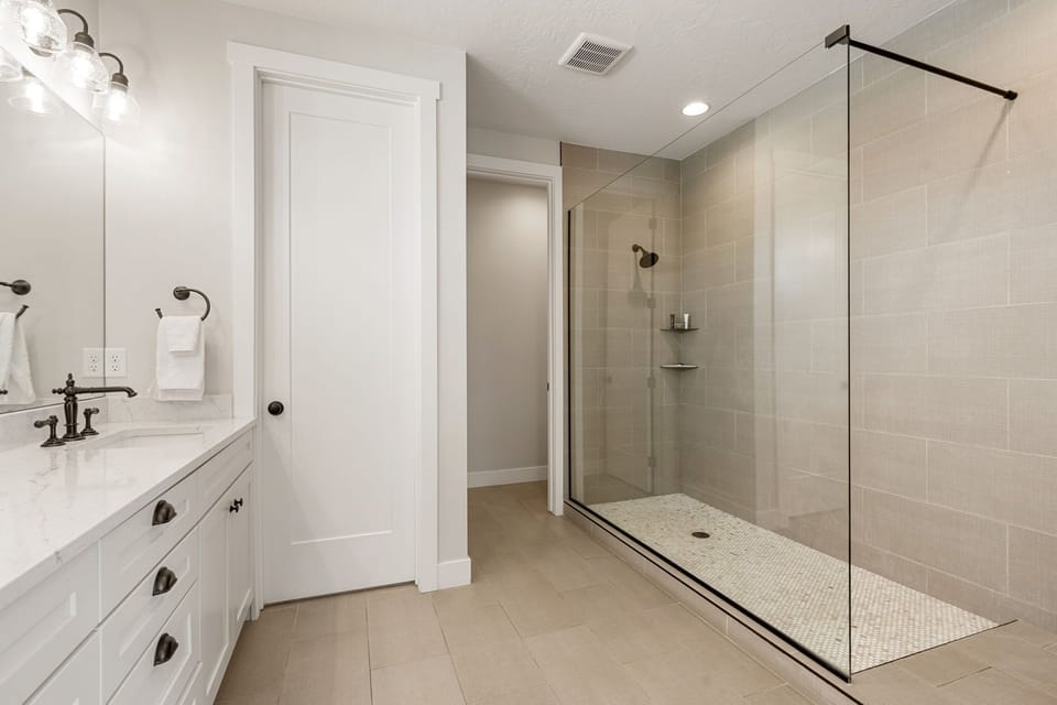 Full Bath