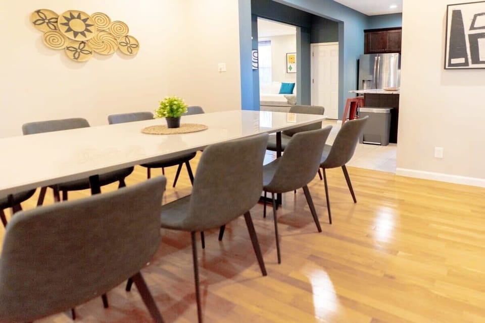 The perfect spot for your family dinner.