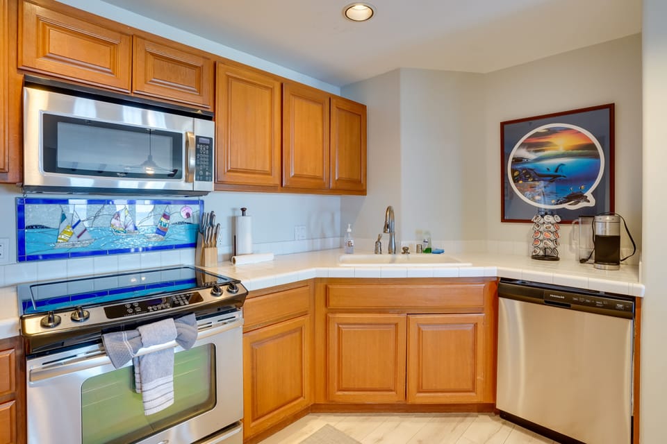 Kitchen | Fully Equipped | Keurig Coffee Maker | Cooking Basics