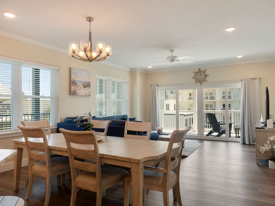 Dining Area 3