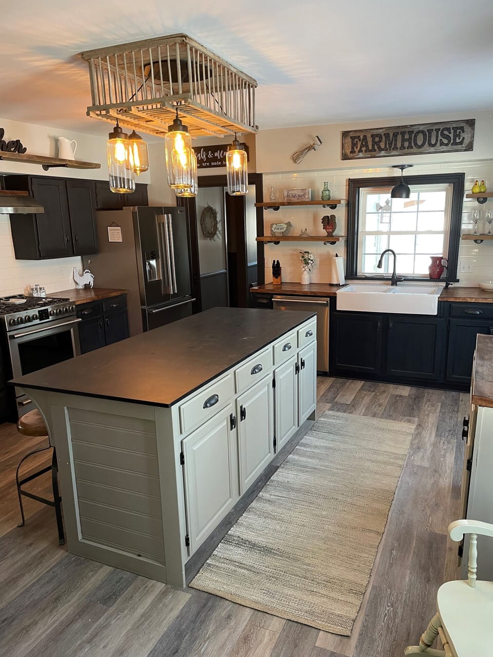 Large kitchen and fridge/freezer with ice maker in door and freezer.  