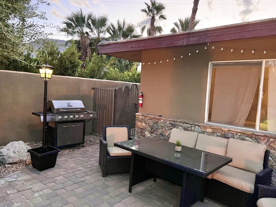 Bbq. Outdoor dining area